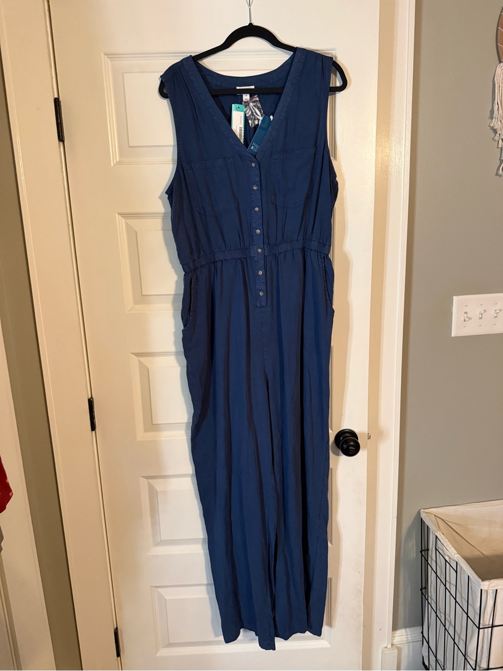 Market & Spruce Navy Blue Sleeveless Jumpsuit